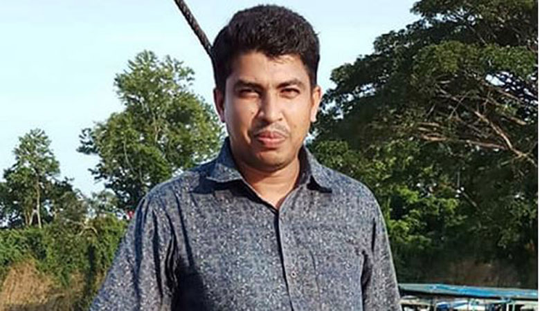 আলোচিত শিক্ষক ফরহাদের ৩ লাখ টাকা কাবিনে ছাত্রী বিয়ে