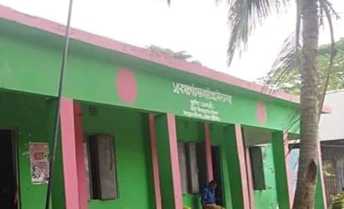 শ্রীনগর সাতগাঁও প্রাথমিক বিদ্যালয়ের শিক্ষকদের অনিয়ম