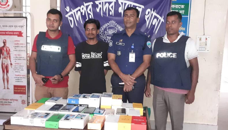 চুরি হওয়া ৪২টি মোবাইল সেট হবিগঞ্জ থেকে উদ্ধার, আটক ১