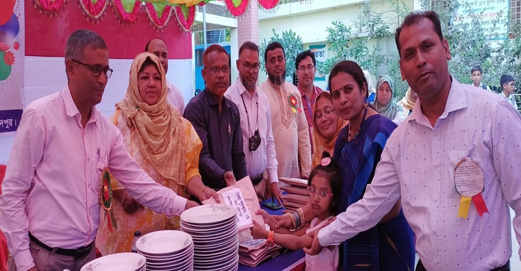 আগামীর নেতৃত্বে গড়তে এ প্রজন্মের দিকে দৃষ্টি দিন- চাঁদপুর পৌর মেয়র এডভোকেট জিল্লুর রহমান