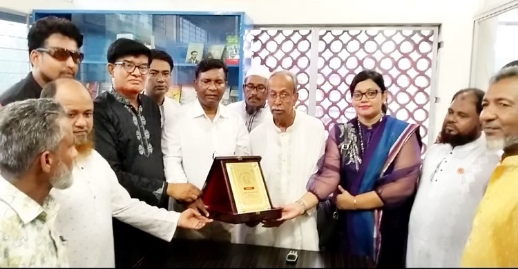 ফরিদগঞ্জে আবু ওসমান চৌধুরী স্মৃতি পাঠাগার উদ্বোধন