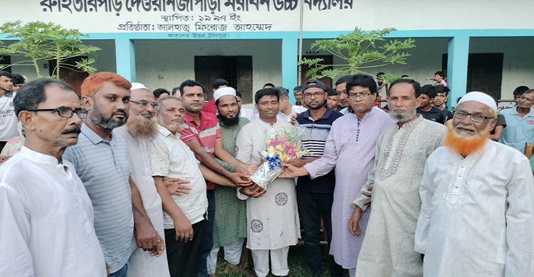 ছেঙ্গারচরে কৃতজ্ঞতা প্রকাশে ভোটারদের দ্বারে নবনির্বাচিত মেয়র