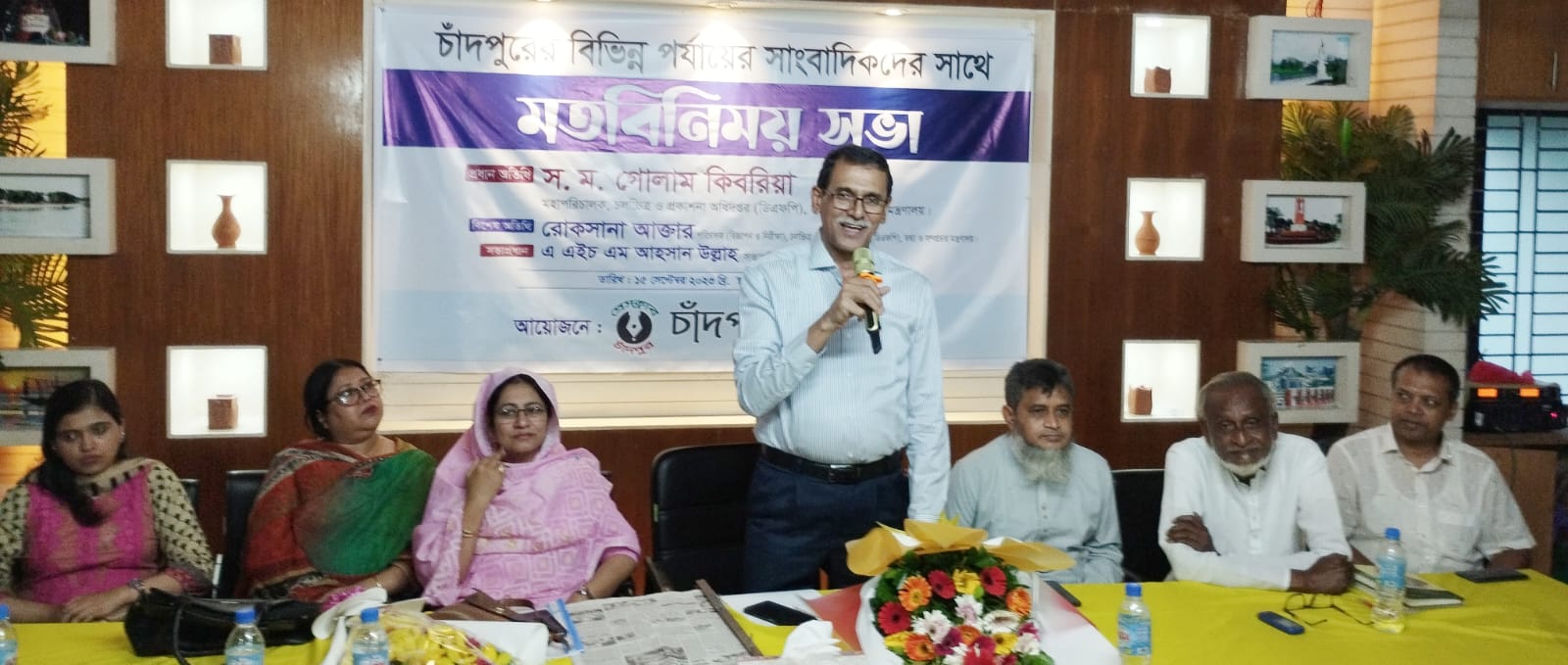 পত্রিকা ও বই পড়ার আনন্দটাই আলাদা, সংবাদপত্র আবারো ঘুরে দাঁড়াবে : ডিএফপির মহাপরিচালক