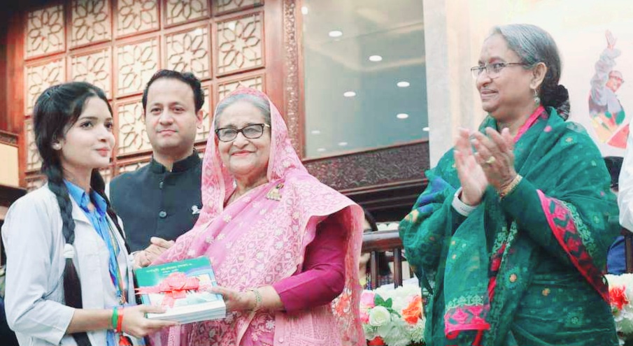 পাঠ্যবই শিক্ষিত জাতি ছাড়া দেশ দারিদ্র্যমুক্ত হয় না