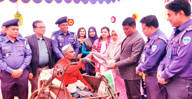 বাংলাদেশ পুলিশ সবসময়েই আত্মমানবতার সেবায় কাজ করে