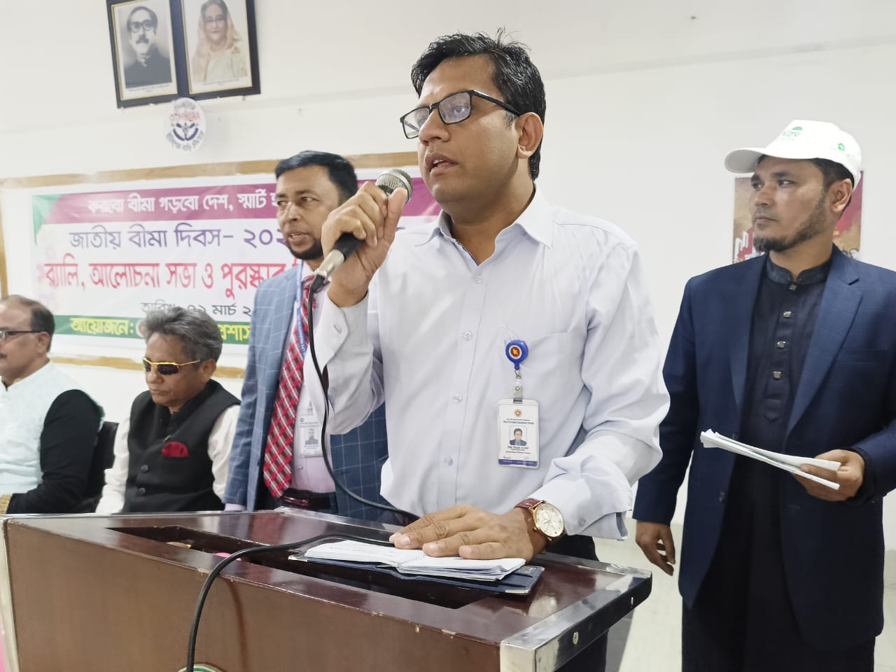 জনগনের মাঝে আস্থার সংকট দূর করতে হবে : ইউএনও ইয়াসির আরাফাত
