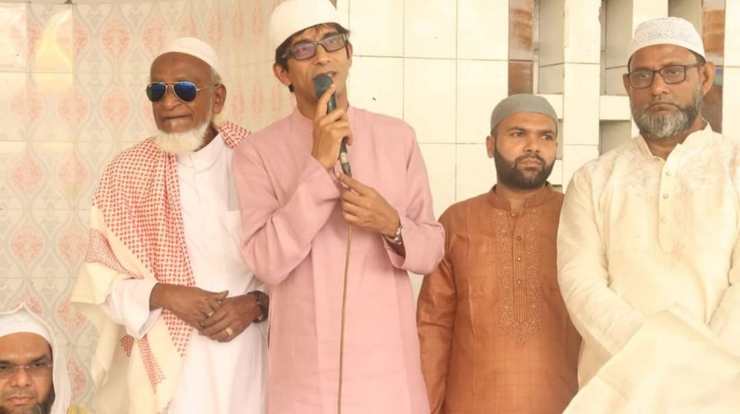 চাঁদপুর পৌর ঈদগাহে পবিত্র ঈদুল ফিতরের প্রধান জামাত অনুষ্ঠিত