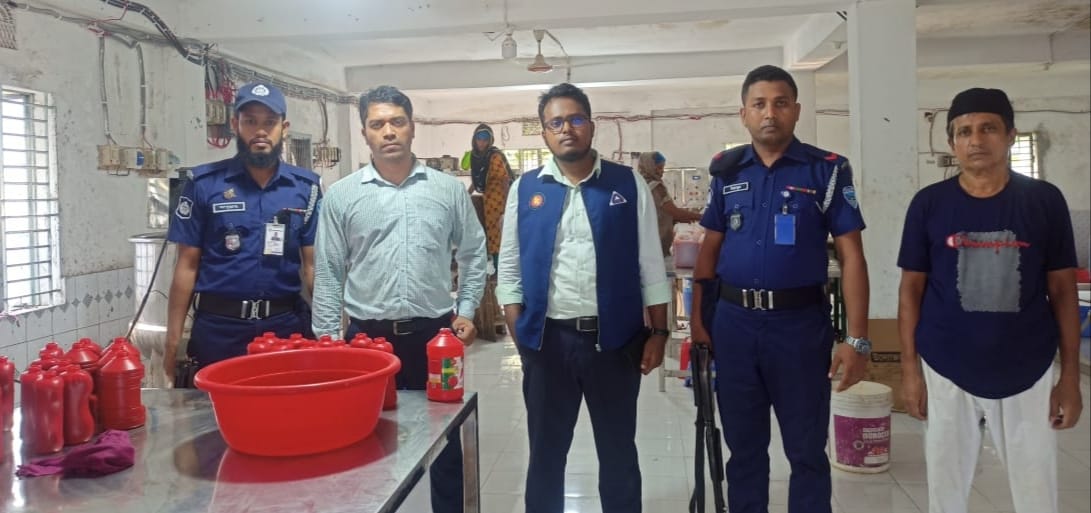 বাবুরহাট বিসিকে বিএসটিআই ও ভোক্তা অধিকারের যৌথ অভিযান