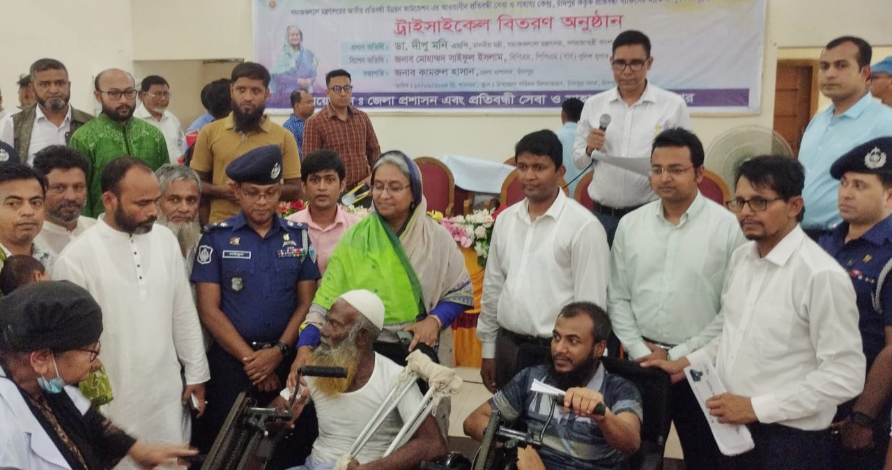 শেখ হাসিনা সরকার সব সময় অসহায় দুঃস্থ মানুষের পাশে আছে : সমাজকল্যাণমন্ত্রী