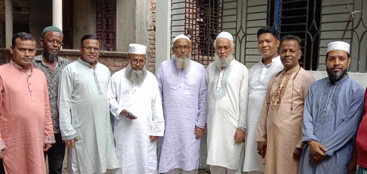 জাতীয় পাটির চেয়ারম্যানের উপদেষ্টা হারুন মোল্লার মায়ের কুলখানি