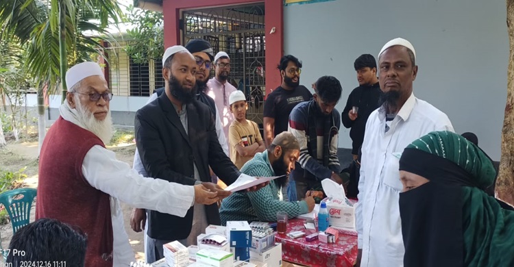 দারুন নুর ইসলামিয়া মাদ্রাসায় ফ্রি মেডিকেল ক্যাম্প