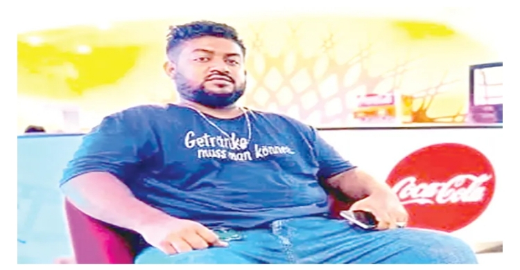 পরকীয়ায় ব্যর্থ হয়ে ভাবীকে ছুরিকাঘাতে হত্যা