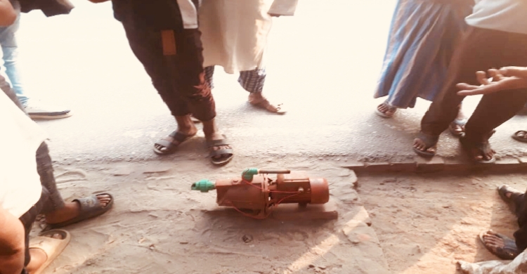 ঢাকা দোহার সড়কে চোরাই মোটর সহ যুবক আটক