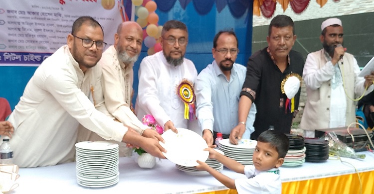 শিশুদেরকে দেশপ্রেম, সত্য ও ন্যায়ের শিক্ষা শেখাতে হবে ঃ আক্তার হোসেন মাঝি