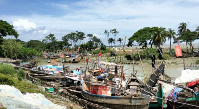 ইলিশ অভয়াশ্রম সংরক্ষণে নৌ পুলিশের অভিযান