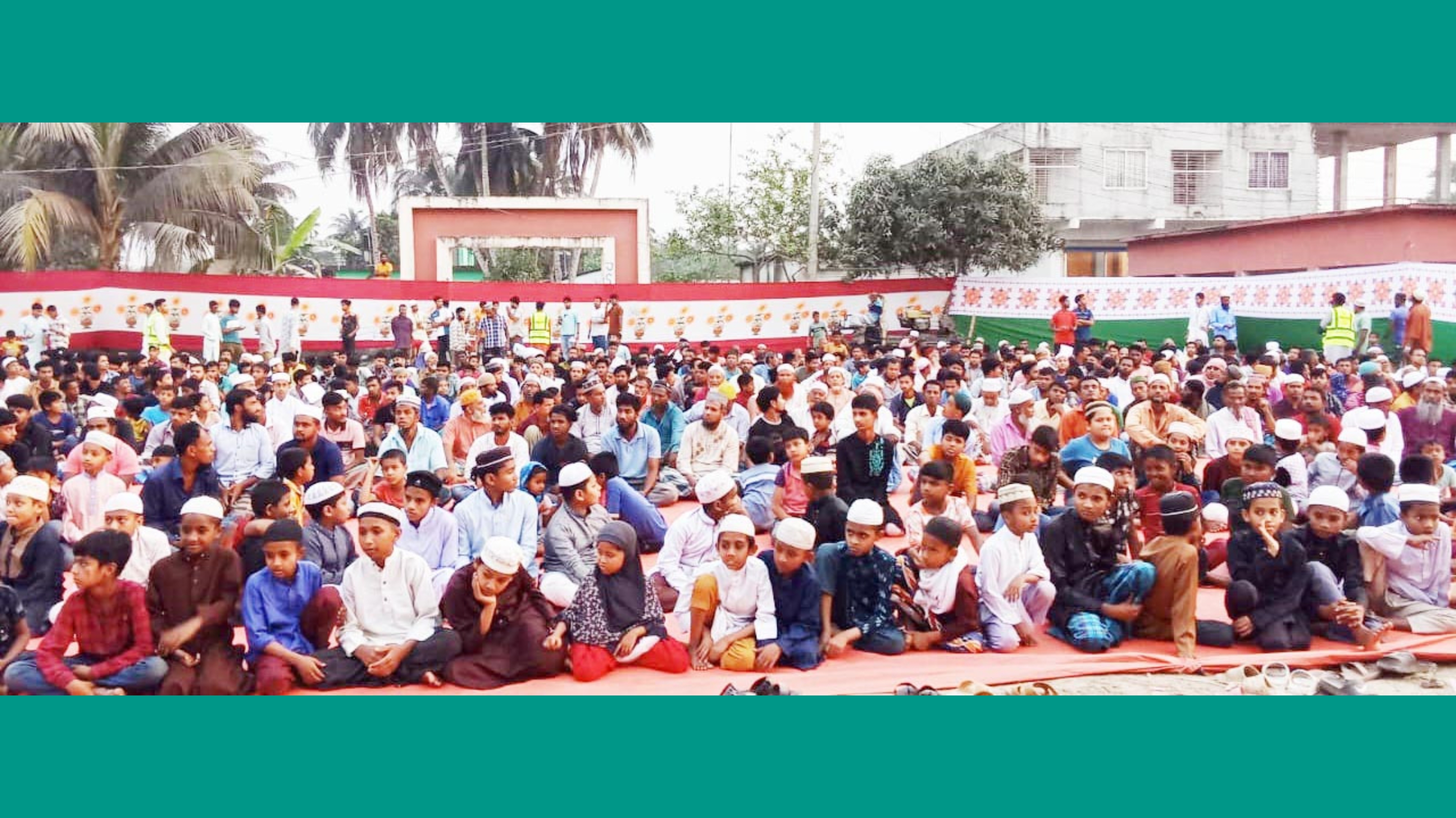 মতলব দক্ষিণে ছত্রিশ জুলাই গণঅভ্যুত্থানে শহিদদের রুহের মাগফেরাত কামনায় স্বেচ্ছাসেবীদের গণইফতার