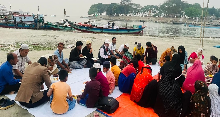 নারী উদ্যোক্তা ও সুবিধাবঞ্চিত নারী-শিশুদের নিয়ে বিজয়ীর ইফতার
