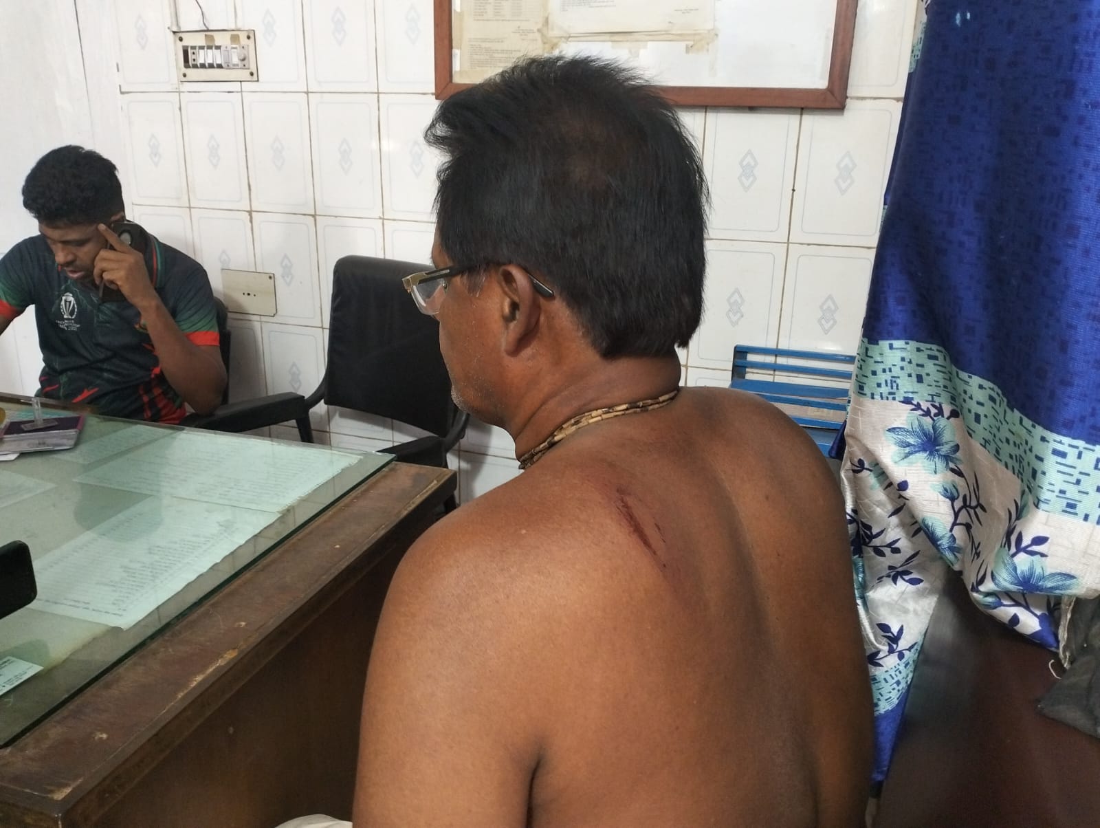 কচুয়ায় মন্দিরের সাধারণ সম্পাদকের ওপর সন্ত্রাসী হামলা