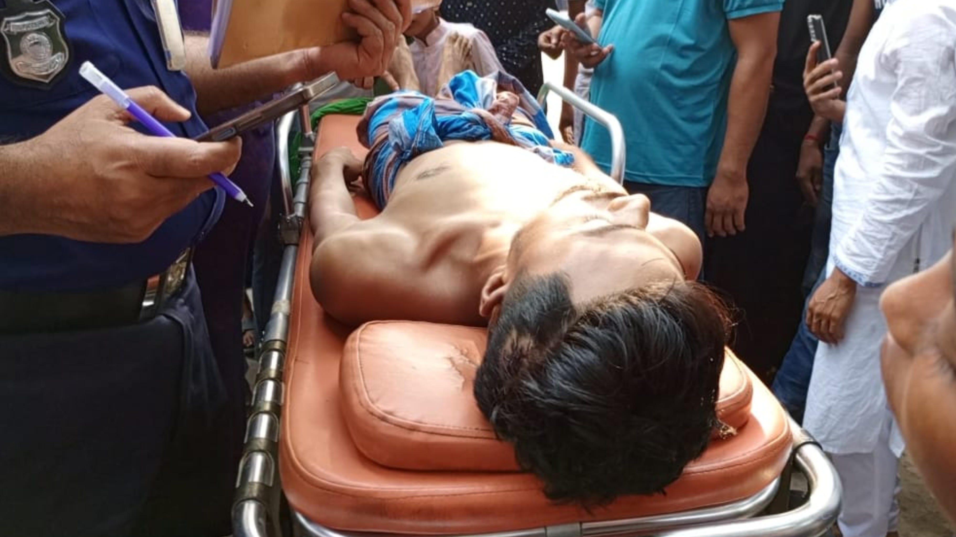 বিয়ের প্রলোভনে প্রেমিককে ডেকে নিয়ে গণপিটুনি দিয়ে হত্যা : আটক ২