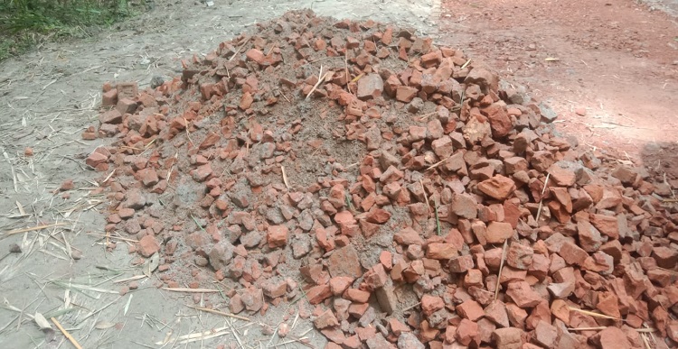পশ্চিম সকদীতে সড়ক নির্মাণে অনিয়ম