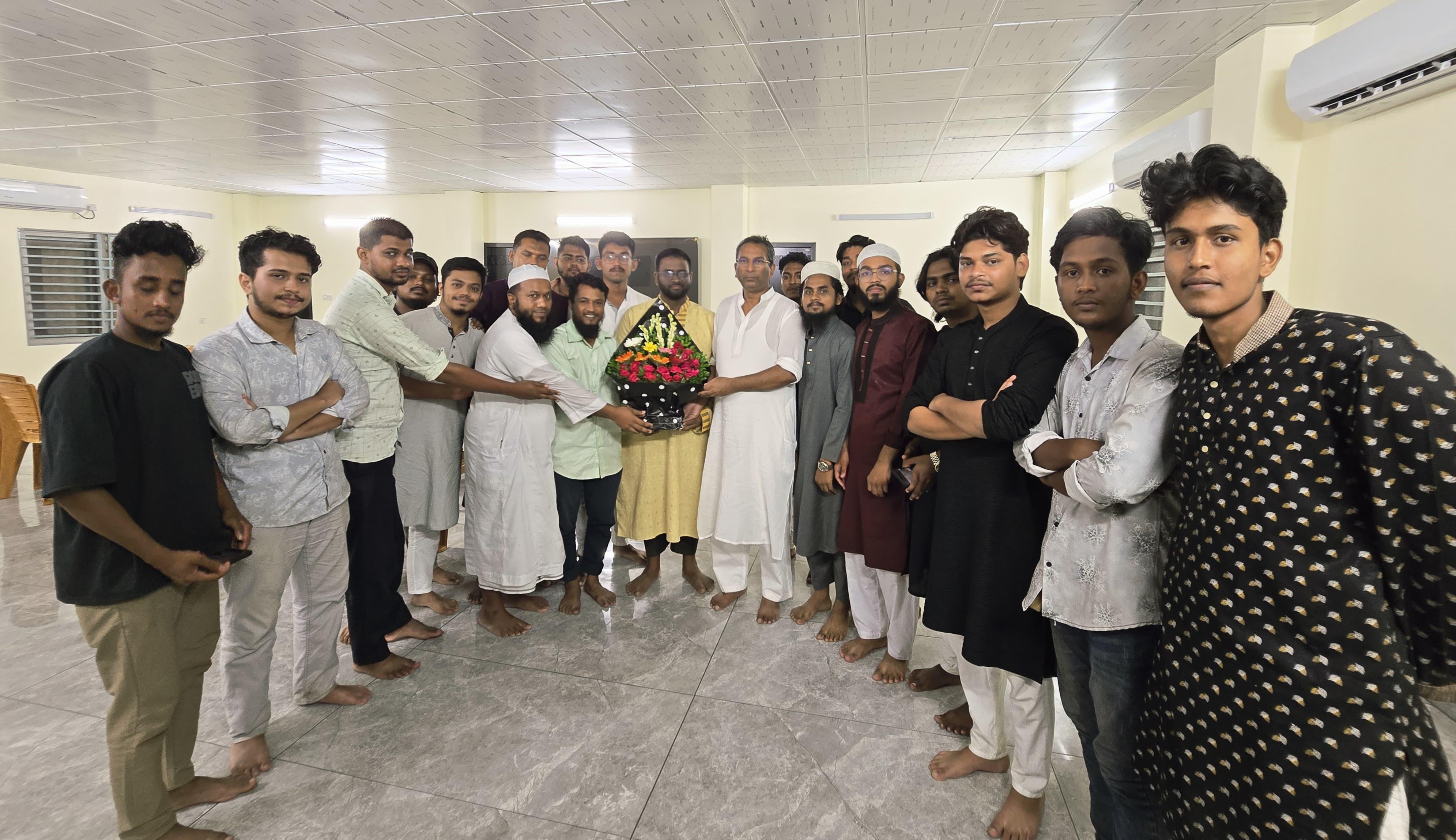 জেলা বিএনপি সভাপতির সাথে এনসিপি নেতৃবৃন্দের সাক্ষাৎ
