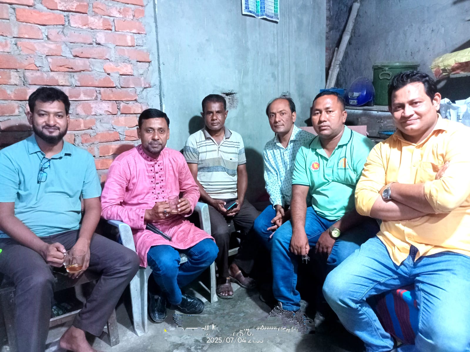 ছাতিম তলার আড্ডা : সংস্কৃতিকর্মী, কবি-সাংবাদিকদের প্রাণকেন্দ্র
