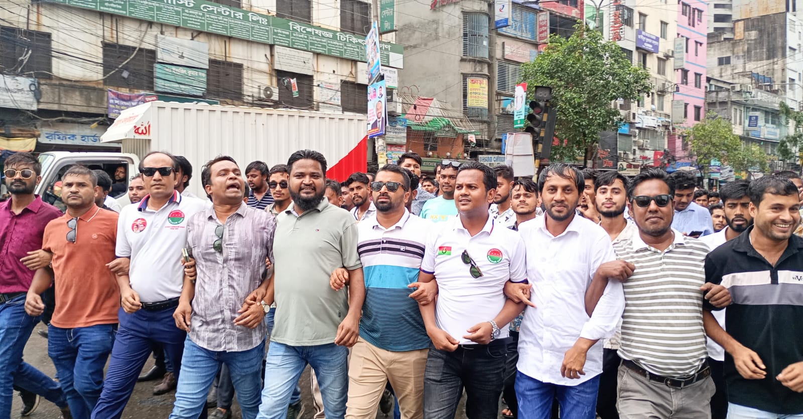ঢাকার ছাত্র সমাবেশে যোগ দিয়েছে চাঁদপুর জেলা ছাত্রদল