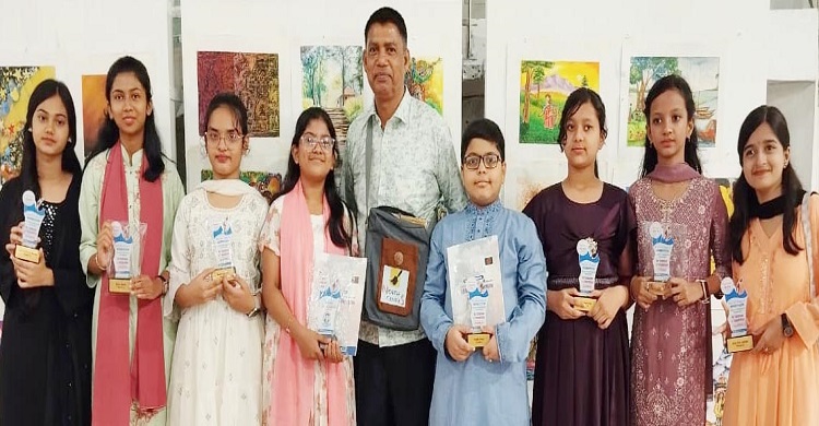 নেপালে চিত্র প্রদর্শনীর পর ঢাকায় পুরস্কৃত ‘রঙের চারু’র ৮ খুদে শিল্পী