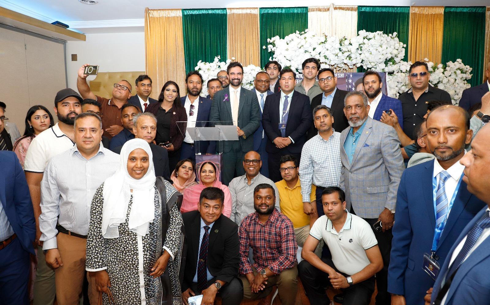 নিউইয়র্ক সিটির মেয়র প্রার্থী জোহরান মামদানিকে ‘জীবনে’র এন্ডোসমেন্ট