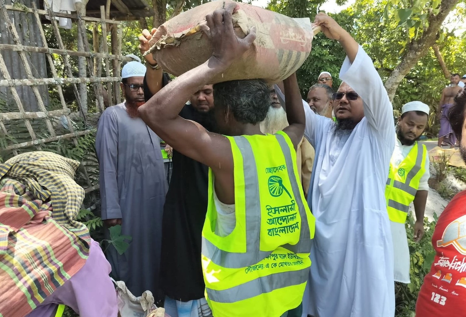 জনকল্যাণমূলক কাজ ব্যতীত জনগণের আস্থা অর্জন করা সম্ভব নয়