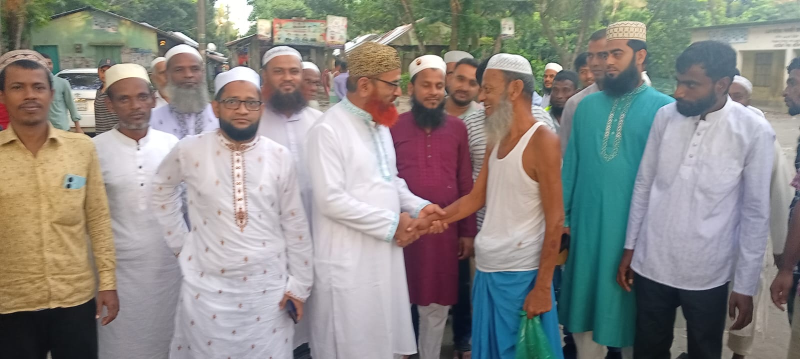 চাঁদপুর সদরের লক্ষ্মীপুরে গণসংযোগ করেছেন জামায়াত প্রার্থী অ্যাড. শাহাজাহান মিয়া