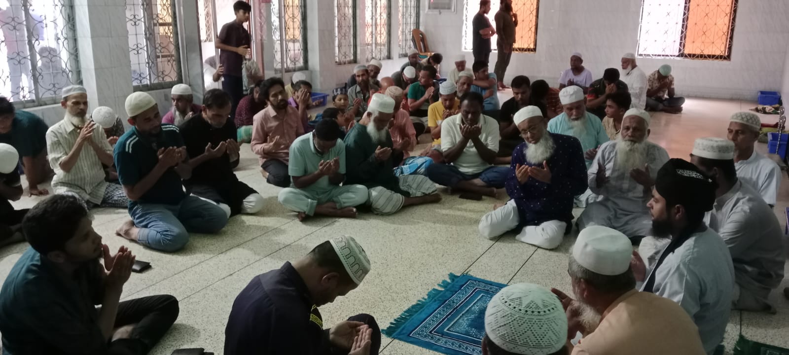 অনন্যা নাট্য গোষ্ঠীর সহ-সভাপতি মোবারক সিকদারের সহধর্মিণীর সুস্থতা কামনায় দোয়া