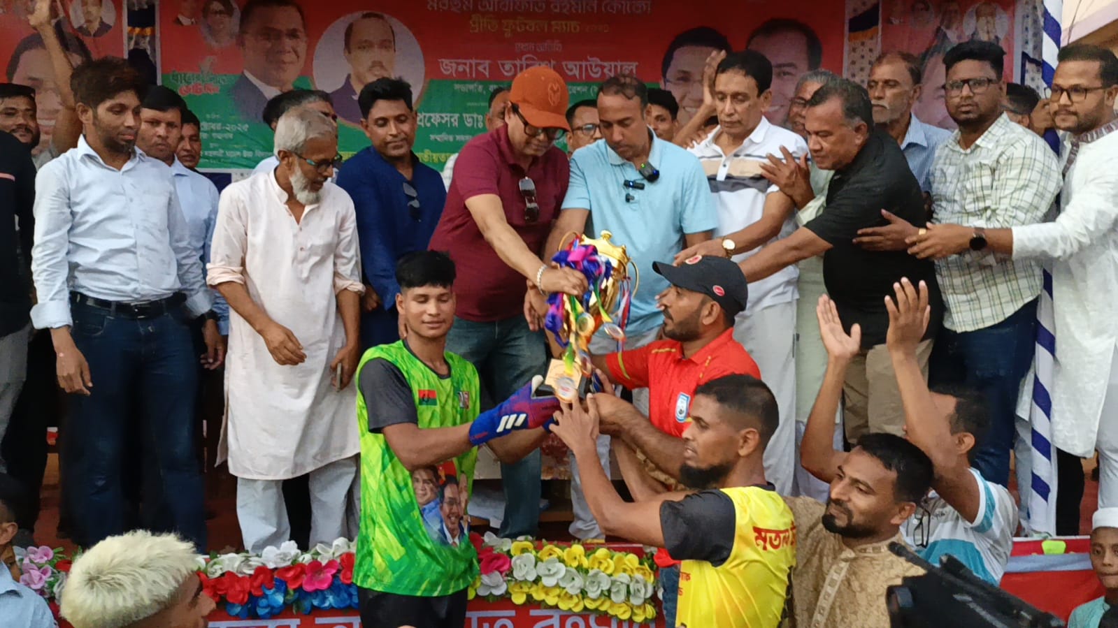 গ্রামে-গঞ্জে ফুটবলের ঐতিহ্য ফিরিয়ে আনতে হবে
