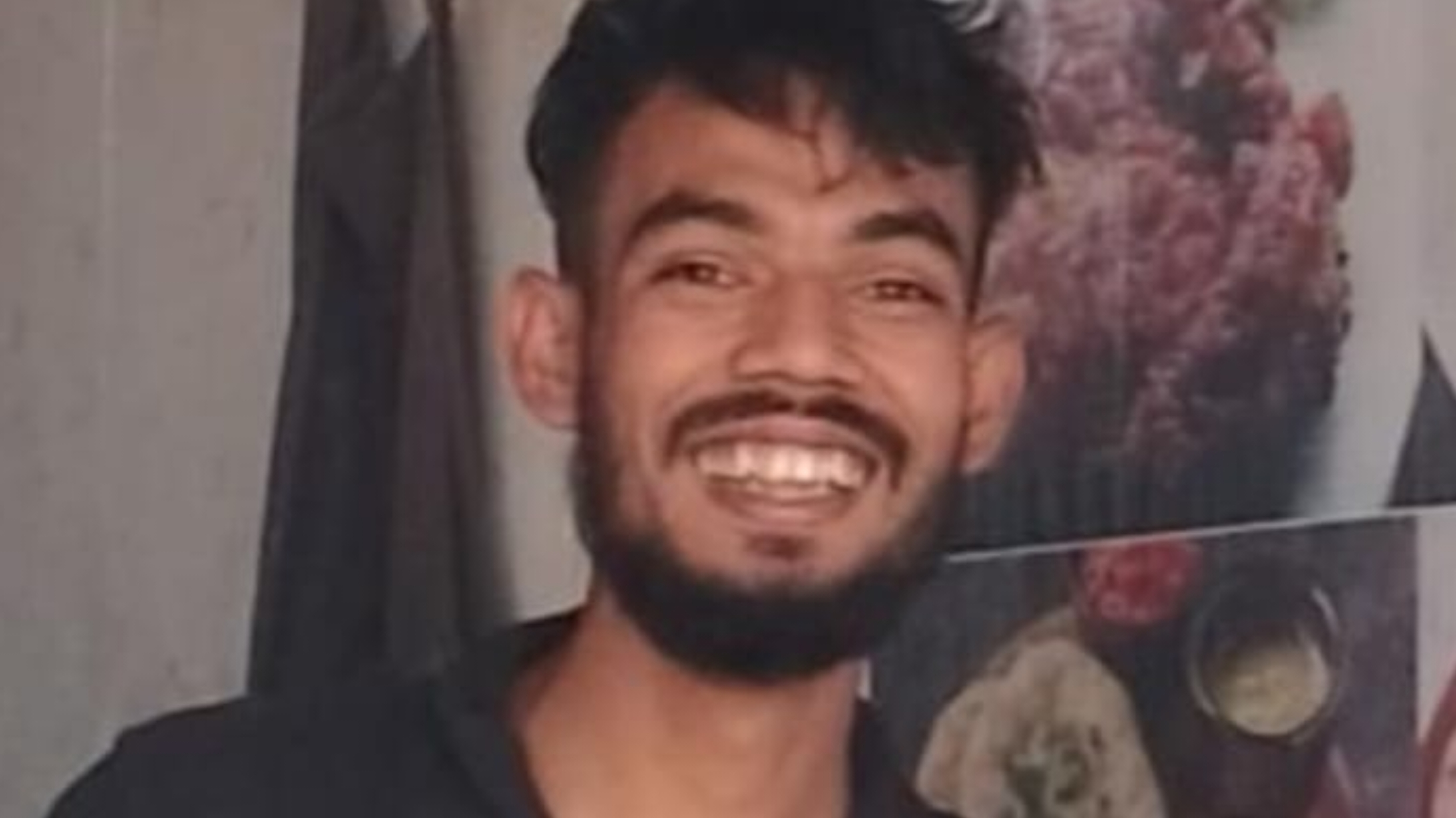 হোটেলের পরিচ্ছন্নতাকর্মীর আত্মহত্যা