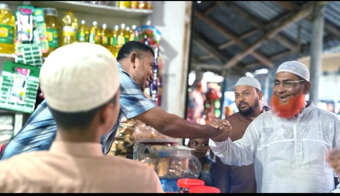 ফরিদগঞ্জের রূপসায় গণসংযোগে দাঁড়িপাল্লার প্রার্থী মাও. বিল্লাল হোসাইন মিয়াজি
