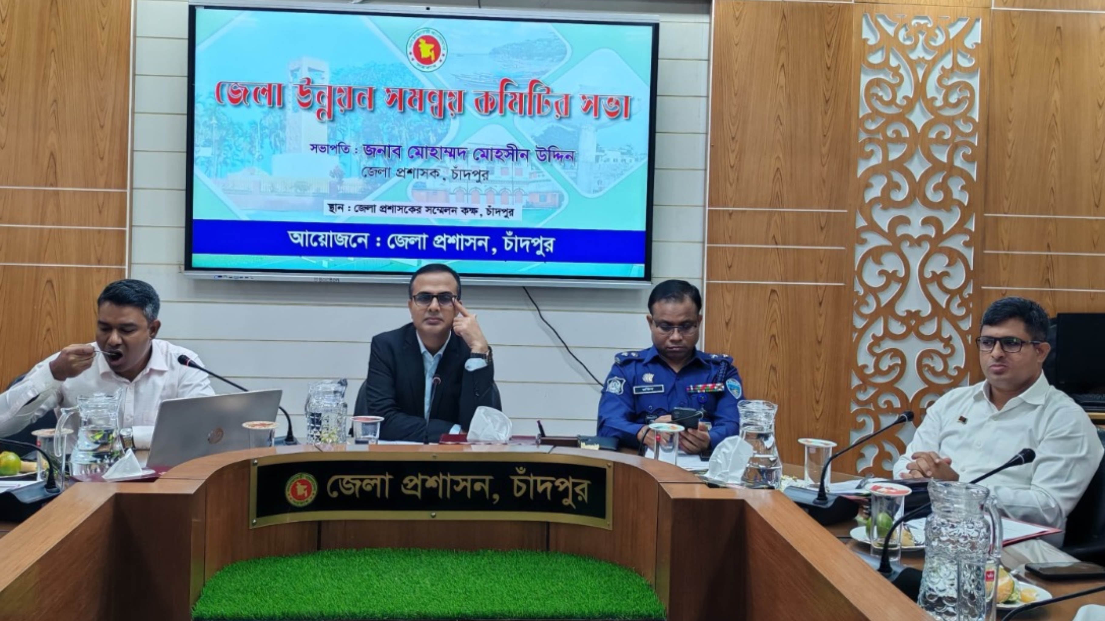 জেলার উন্নয়ন-সম্ভাবনার বিষয়গুলো ঊর্ধ্বতন কর্তৃপক্ষের নিকট তুলে ধরার চেষ্টা করেছি