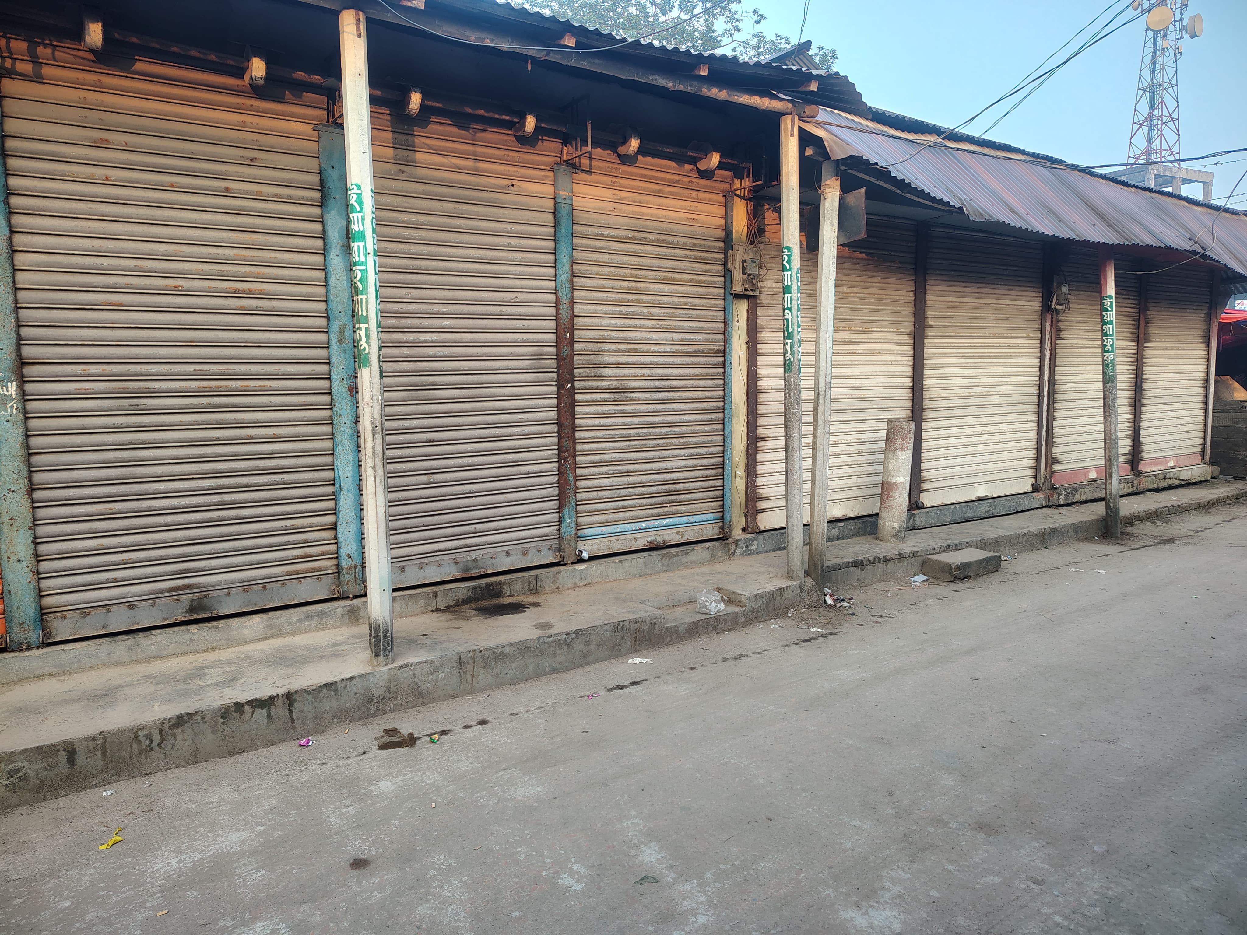 শাহরাস্তিতে অবৈধ মসজিদ কমিটি করে ওয়াকফকৃত সম্পত্তি জোরপূর্বক দখলের অভিযোগ