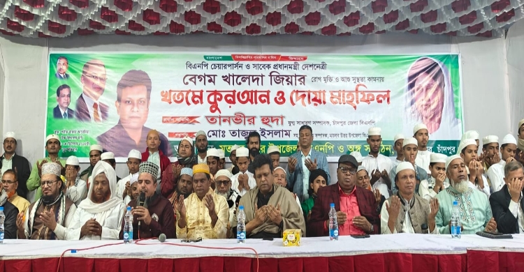 দেশের সংকটময় মুহূর্তে মানুষের পাশে দাঁড়ানোই নেত্রীর রাজনৈতিক দর্শন