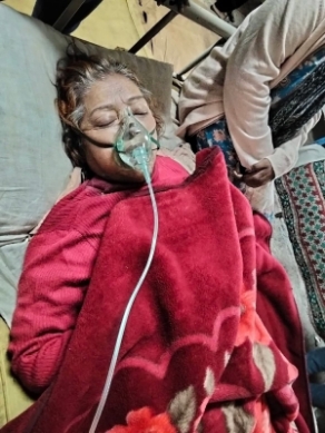 চাঁদপুরের সংগীতাঙ্গনের নক্ষত্র ইতু চক্রবর্তী জীবন-মৃত্যুর সন্ধিক্ষণে