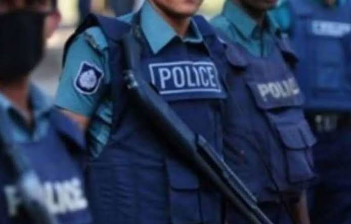 পুলিশ হেফাজতে নির্যাতন আইনে মামলা, আসামী ৪ পুলিশ সদস্য