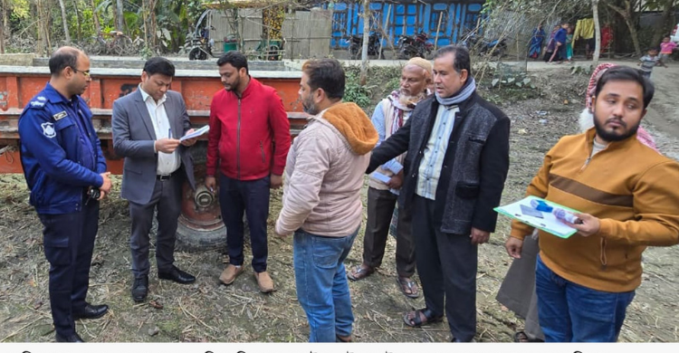 ঘোড়াশালায় কৃষি জমির মাটি বিক্রি ও পরিবহনের দায়ে লাখ টাকা জরিমানা ও ট্রাক্টর জব্দ