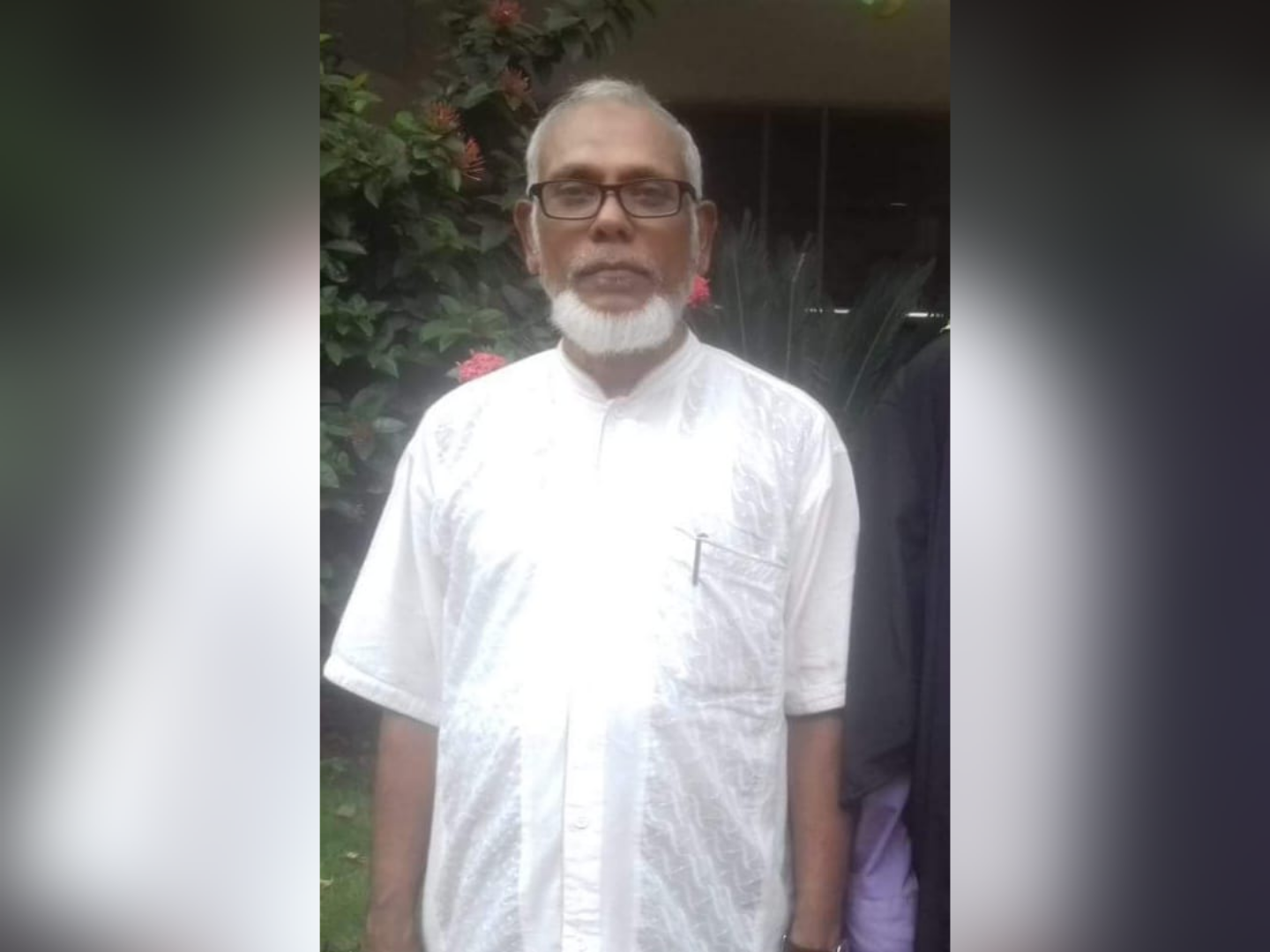 বিশিষ্ট লেখক, অবসরপ্রাপ্ত ব্যাংকার খান-ই আজম আর নেই