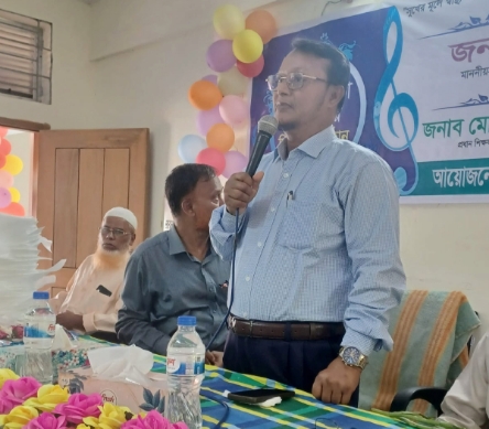 হাইমচর সরকারি বালিকা উচ্চ বিদ্যালয়ে বার্ষিক পুরস্কার বিতরণী ও ‘মিড-ডে মিল’ নির্দেশনা