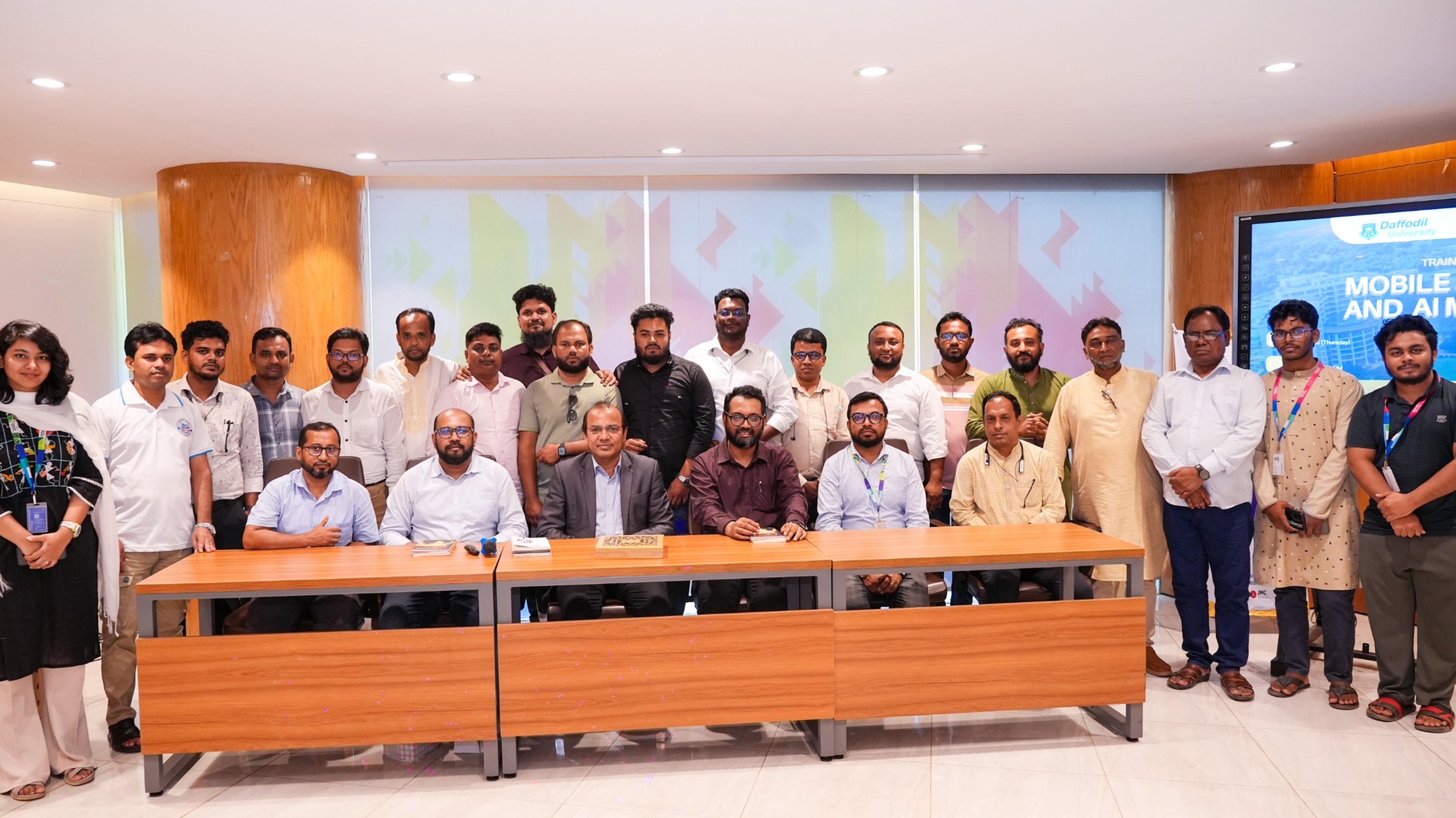 ফরিদগঞ্জ প্রেসক্লাব সদস্যদের জন্যে ড্যাফোডিল ইউনিভার্সিটির ‘মোবাইল সাংবাদিকতা ও এআই’ বিষয়ে প্রশিক্ষণ কর্মশালা