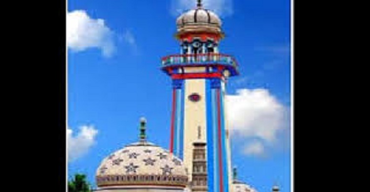 হাজীগঞ্জ ঐতিহাসিক বড় মসজিদে ঈদুল আজহার তিনটি জামাত অনুষ্ঠিত হবে