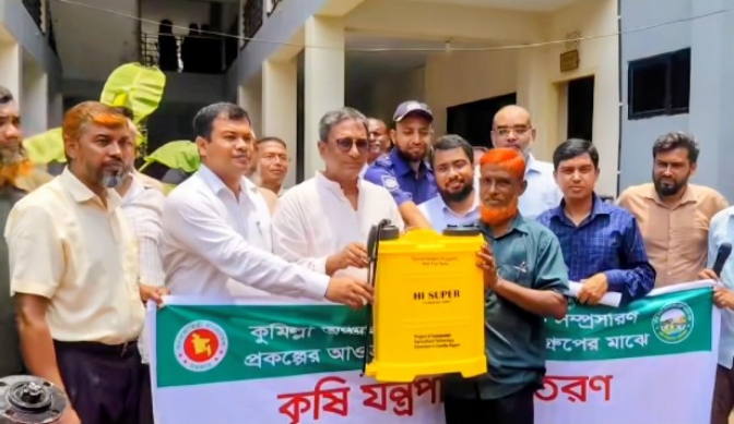 কৃষকরাই দেশের মেরুদণ্ড, তাদের উন্নয়নে সরকার কাজ করছে