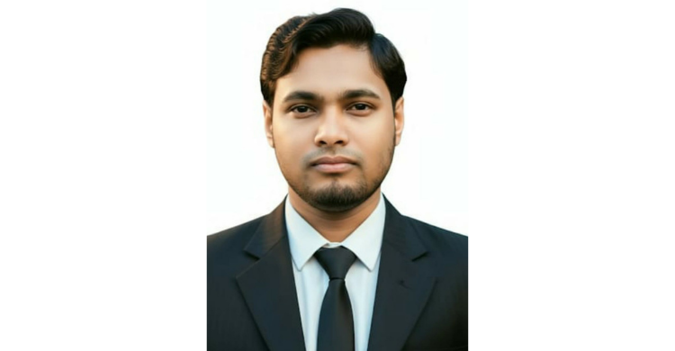 হাজীগঞ্জের সন্তান ফরিদুল প্রাথমিক শিক্ষায় চট্টগ্রাম বিভাগের শ্রেষ্ঠ কর্মচারী