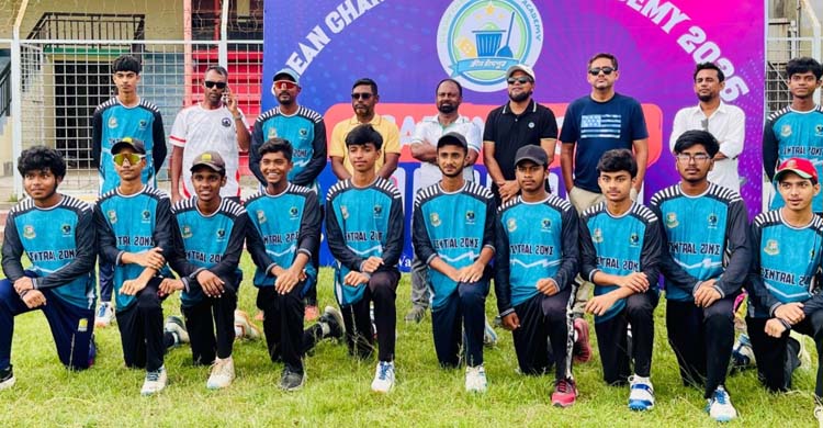 ক্লিন চাঁদপুর ক্রিকেট একাডেমি কাপ টুর্নামেন্টের ফাইনাল শনিবার