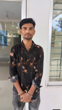 ইয়াবাসহ মাদক কারবারি গ্রেফতার, সহযোগী পলাতক