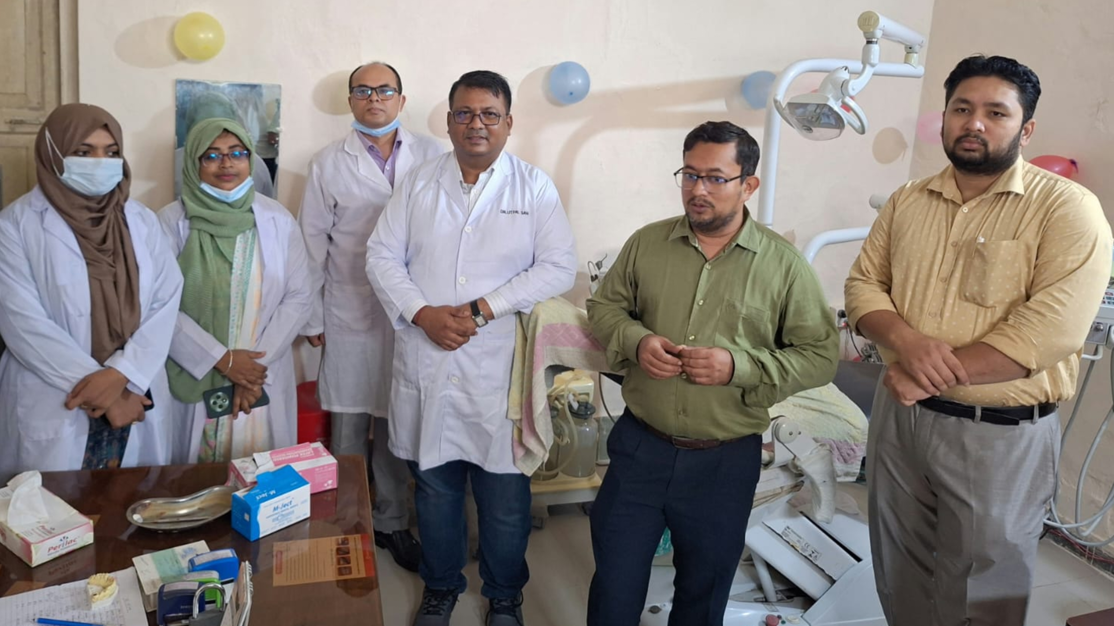 হাজীগঞ্জ উপজেলা স্বাস্থ্য কমপ্লেক্সে অত্যাধুনিক ডেন্টাল ইউনিটের কার্যক্রম শুরু